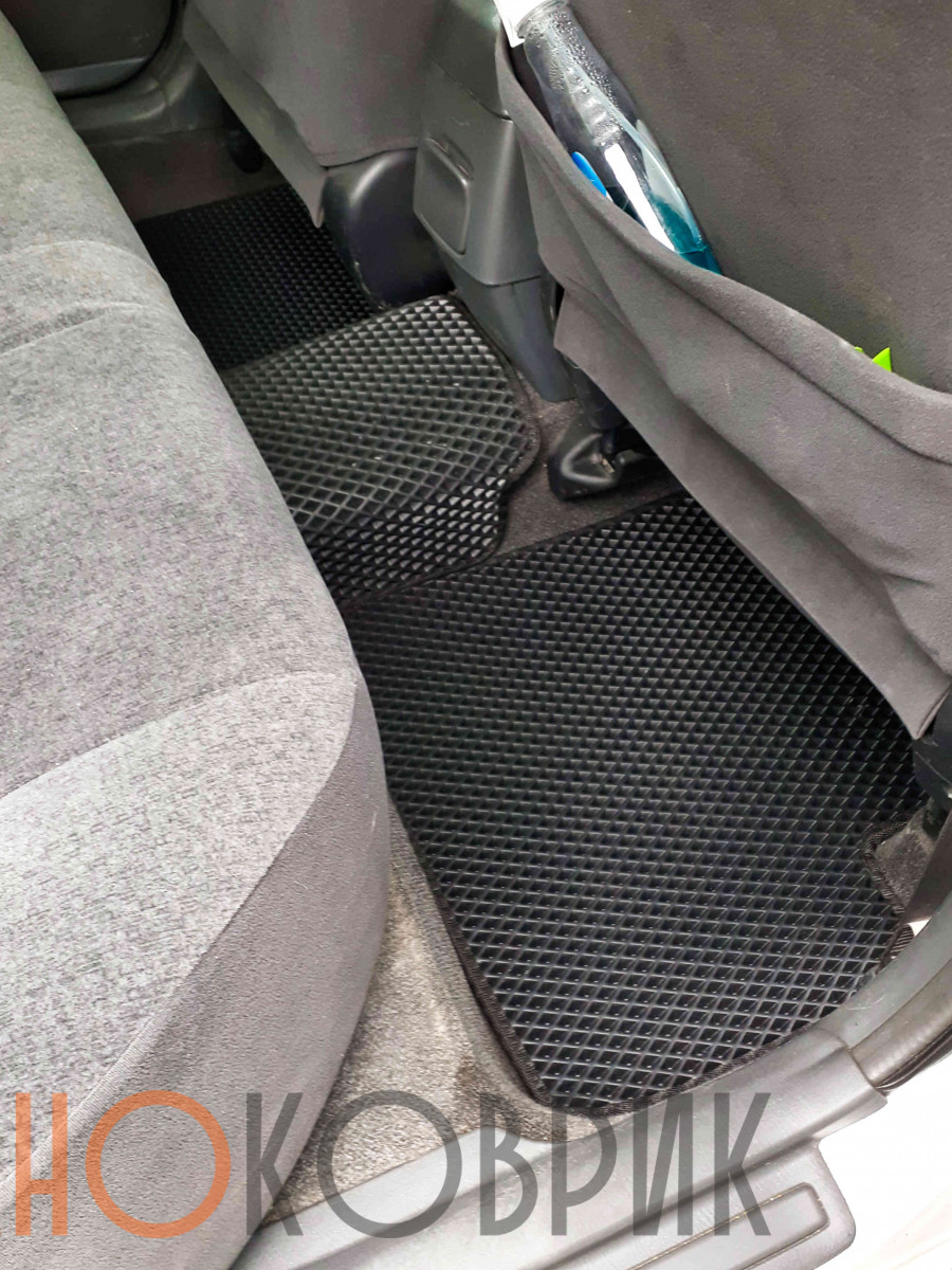 Автомобильные коврики ЭВА (EVA) для Toyota Corolla IX  седан правый руль (E120 2WD) 2002-2006 
